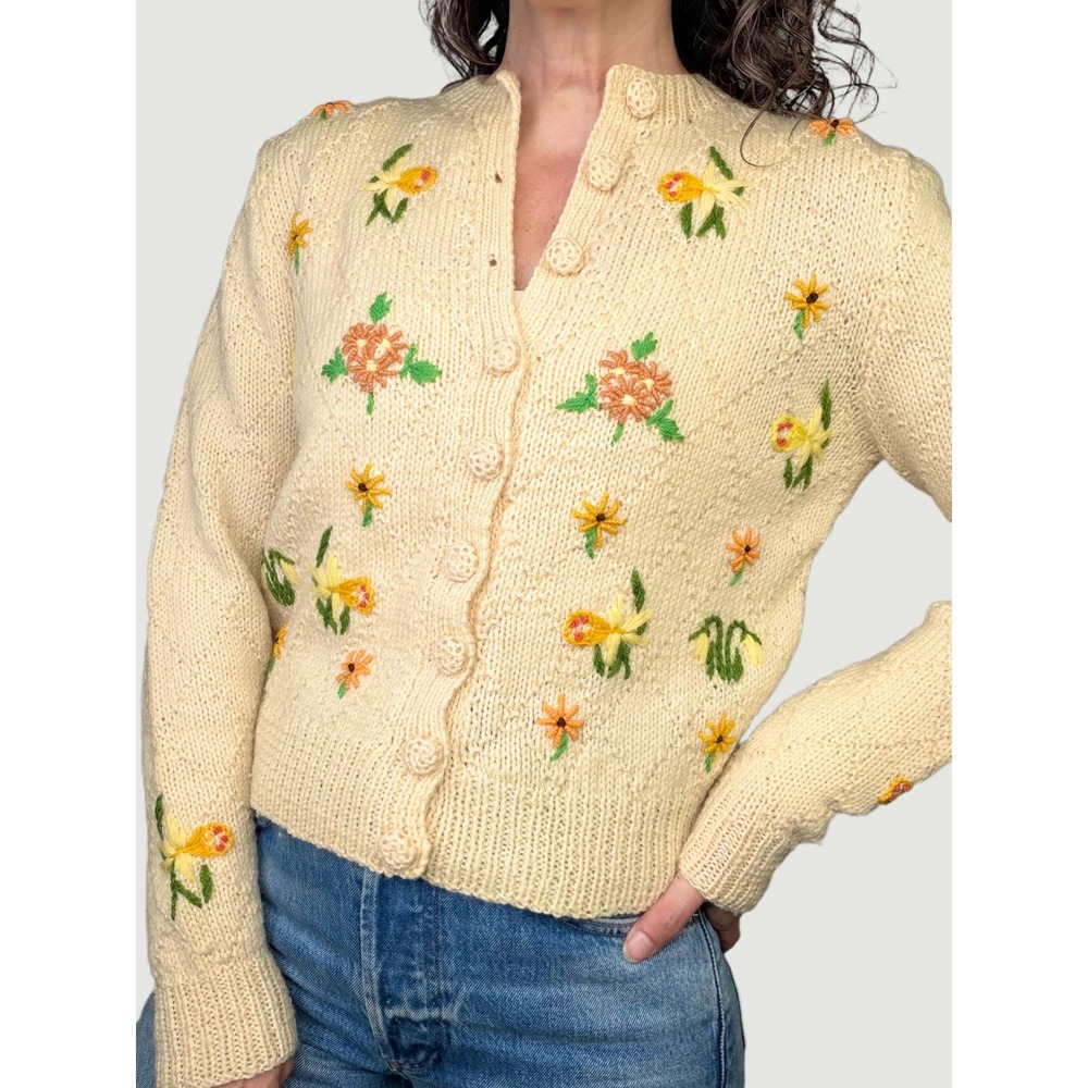 Vintage 50s Hand Knit Wool Floral Embroidered Cardigan Sweater Made in England